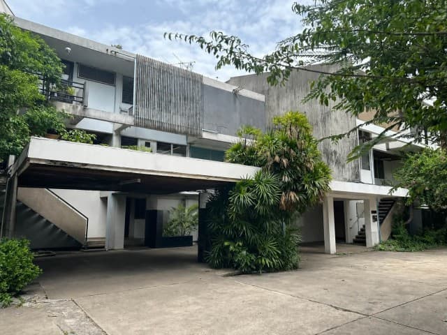 ให้เช่า #โฮมออฟฟิศ Private Garden view Duplex Office ใจกลางอารี #ใกล้BTSอารี 095-164-2956