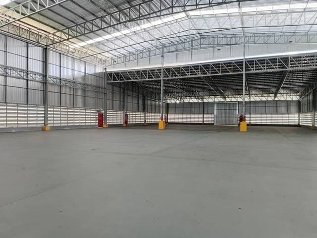 ขายโรงงานสร้างใหม่ เนื้อที่ 5 ไร่ 2,610 ตรม. ผังม่วงลาย บ่อวิน ศรีราชา ชลบุรี