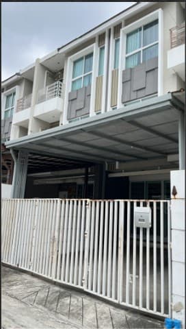 ให้เช่าลัดดาคอนโด วิว ราคาถูก ทำเลดี ใจกลางเมือง ใกล้ห้างโรบินสันศรีราชา FP-C0950