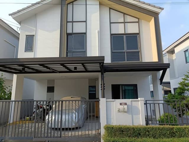 ขายและให้เช่าถูกบ้านเดี่ยว 2 ชั้น หมู่บ้าน เซนส์ บางนา-สุวรรณภูมิ ขนาด 39.2 ตรว. 4 นอน 3 น้ำ บ้านสวย ใกล้แอร์พอร์ตลิงก์สถานี ลาดกระบัง