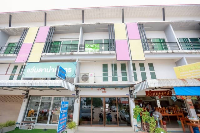 ขายอาคารพาณิชย์ 2 ชั้นครึ่ง น้ำทอง อำเภอเมือง จังหวัดน่าน ใกล้สถานีขนส่งผู้โดยสาร จังหวัดน่าน
