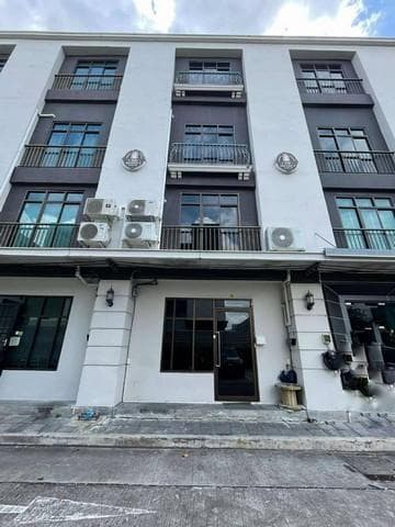 BH3723 ให้เช่าโฮมออฟฟิศ 4 ชั้น โครงการ Chic District Home Office รามคำแหง 53 ทำเล รามคำแหง – ลาดพร้าว – เลียบด่วนเอกมัย–รามอินทรา