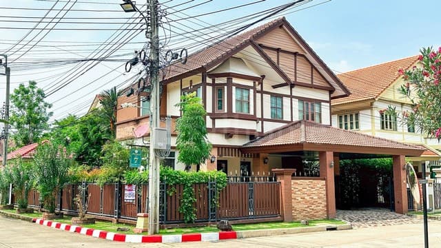ลดราคา บ้านเดี่ยว ลัดดารมย์ ราชพฤกษ์ - รัตนาธิเบศร์ 1 หลังมุม พร้อมอยู่