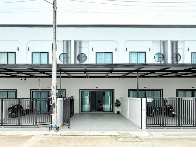 เปิดจองทาวน์โฮม 2 ชั้น สไตล์โมเดิร์นทันสมัย บ้านบุญสิริ3 หมู่บ้านรัตนากรวิลเลจ17