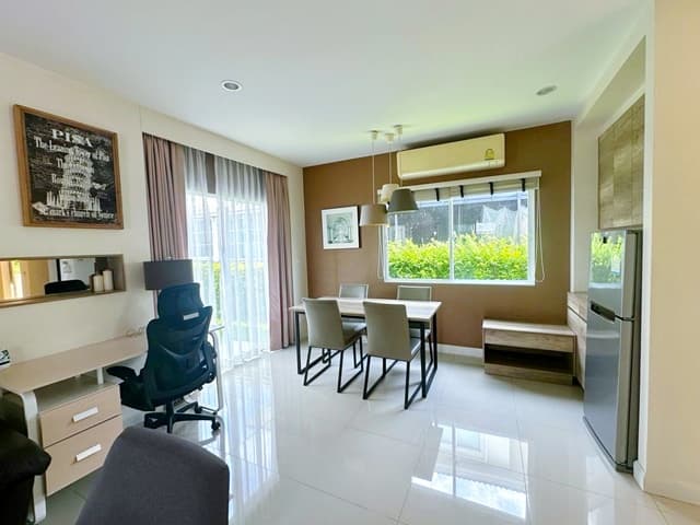 MRTมีนบุรี 2.1 กม. ร่มเกล้า6/1 ให้เช่าบ้านเดี่ยว 2 ชั้น หรูหรา พร้อมเฟอร์ฯ 58ตร.วา. 230 ตร.ม ม.เกษมบัณฑิต ร่มเกล้า 1.2 กม. 3 นอน 3 น้ำ