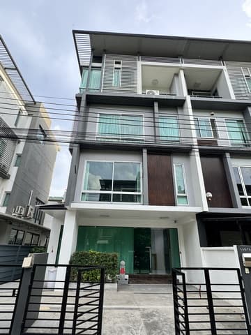 B49โฮมออฟฟิศ BSquare บีสแควร์พระราม9-เหม่งจ๋าย 500 sq.m. สหการประมูล
