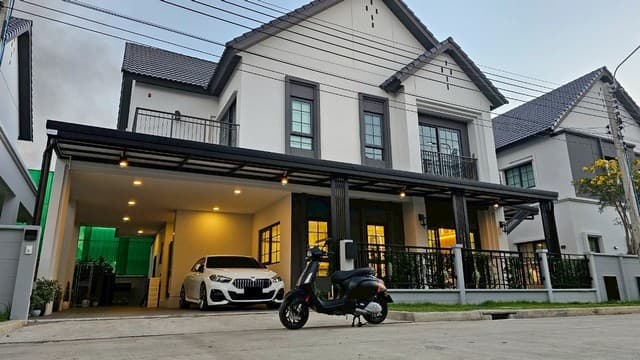 ขายบ้านเดี่ยว 2ชั้น CENTRO BANGNA (เซนโทร บางนา) 56.50 ตร.ว 256 ตร.ม สไตล์ Modern Luxury ตกแต่งสวยบิ้วอินครบพร้อมอยู่
