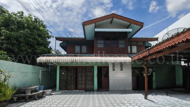 บ้านเดี่ยว 67 ตร.วา บางบำหรุ ซอยจรัญสนิทวงศ์ 63 ทำเลทอง