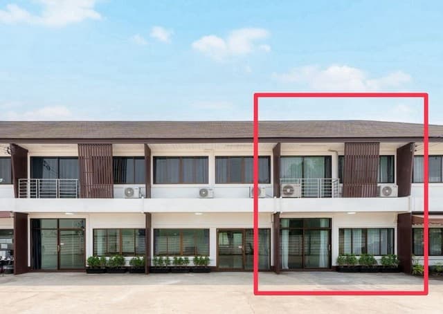 ขายต่ำกว่าราคา ทาวน์โฮม 2 ชั้น ทำเลดี ใจกลางเมืองเชียงใหม่