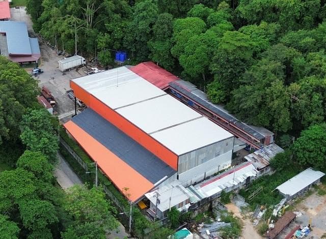 ให้เช่าโรงงาน เนื้อที่ 3 ไร่ 95 ตร.ว. พร้อมออฟฟิศ บ้านพักคนงาน ต.บ่อวิน ศรีราชา
