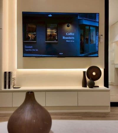 ศรีธนาคอนโด 2 ห้องรีโนเวทใหม่ ตกแต่งพร้อมเข้าอยู่ ใกล้ ถ.นิมมาน MAYA