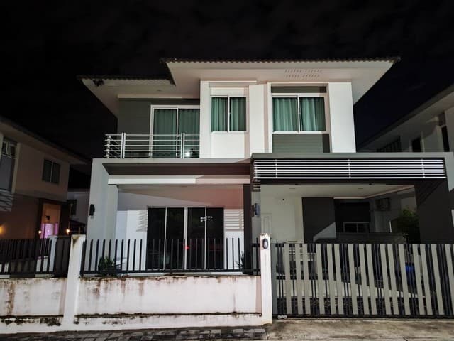 ให้เช่าบ้านเดี่ยว 2ชั้น ใกล้โรงงานLG ปลวกแดง ระยอง