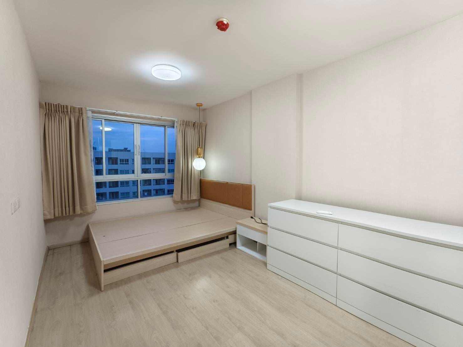 Elio DelRay Sukhumvit 64 safe comfortable peaceful 8th floor BTS Punnawithi