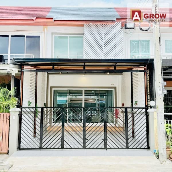 หมู่บ้านร่มทิพย์ ปาร์ค หทัยราษฎร์ 33 ถนนหน้าบ้านกว้าง บ้านรีโนเวทใหม่ทั้งหลัง พร้อมอยู่