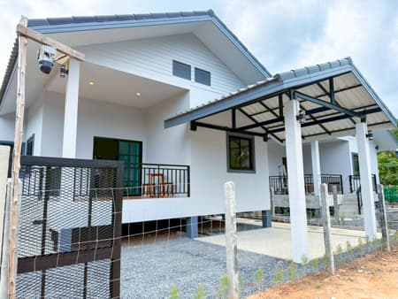 เช่าบ้านเดี่ยวตกแต่งครบ ทำเลทอง เกาะสมุย ราคาเริ่ม 28,000 บาท/เดือน บ้านเช่า ต.หน้าเมือง เกาะสมุย สุราษฎร์