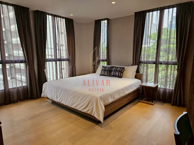 RC100825 Condo for rent at Runesu Thonglor, Japanese style condo near BTS Thonglor