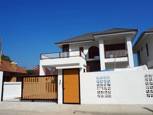 บ้านสร้างใหม่ 2 ชั้น โปร่ง โล่ง อยู่สบาย ตลาดขวัญ ดอยสะเก็ด