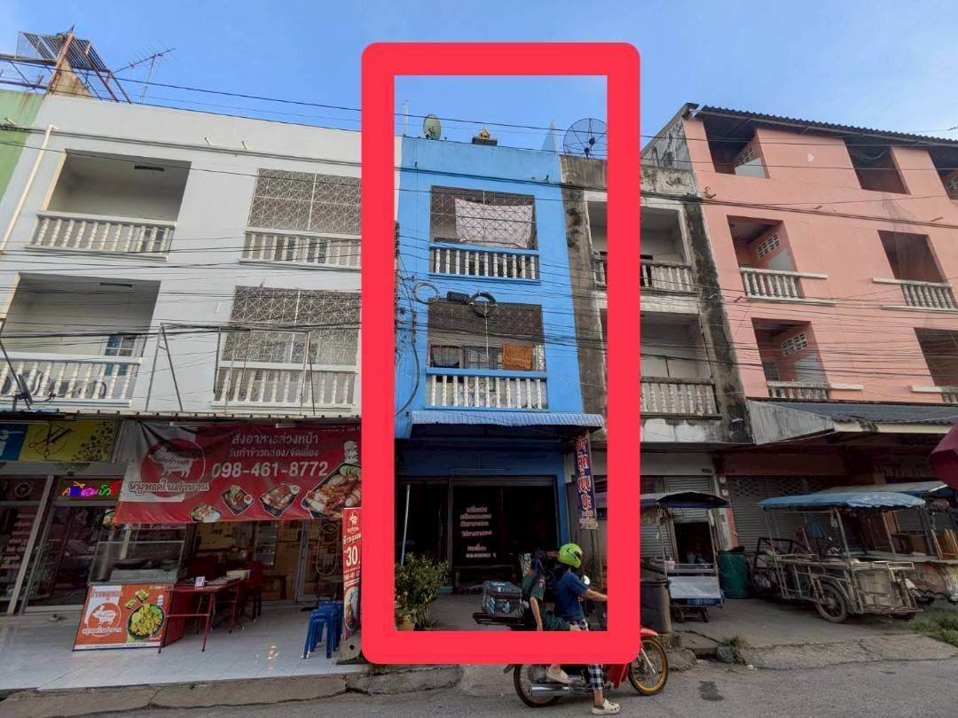 ขายอาคารพาณิชย์ 3.5 ชั้น ใกล้นิคมอุตสาหกรรม ดับบลิวเอชเอ (นิคมนิคมเหมราช) สระบุรี เนื้อที่ 19 ตรว ต. หนองปลาหมอ อ. หนองแค จ. สระบุรี
