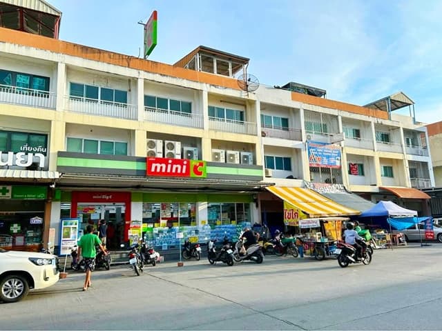 รวมดาดฟ้า 21ตร.วา. 261ตร.ม.MRT ปากเกร็ด 2.8 กม.3.5 ชั้น รร.สวนกุหลาบ 2.5 กม.3 นอน 3 น้ำ ขาย-เช่า