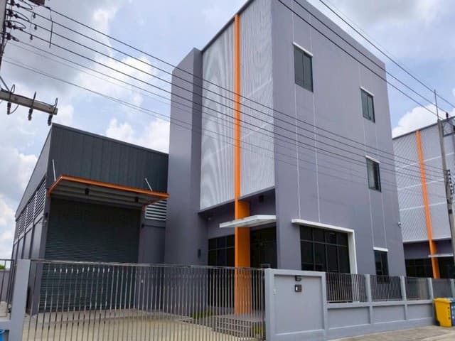 ขายโกดังและสำนักงานออฟฟิศ ย่านลำลูกกา คลอง8 MINI FACTORY พื้นที่สีม่วง ติดถนนลำลูกกา ใกล้มอเตอร์เวย์