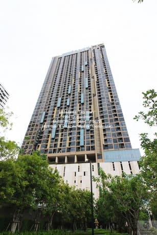 CONDOMINIUM คอนโด โอกะ เฮ้าส์ สุขุมวิท 36 OKA HAUS Sukhumvit 36 32square meter 1 Bedroom ใกล้กับ BTS ทองหล่อ ราคาไม่แรง กรุงเทพ