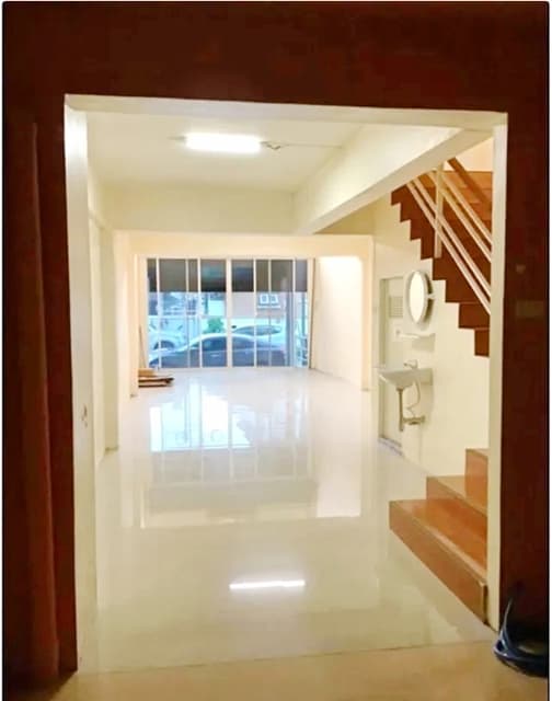ถ.นวมินทร์46-54 MRTคลองบ้านม้า 3.2กม. ให้เช่อาคารพาณิชย์ 4ชั้น 25ตร.วา. 400ตร.ม. 3 นอน 2 น้ำ รพ. สิรินาถ บึงกุ่ม 500 ม.