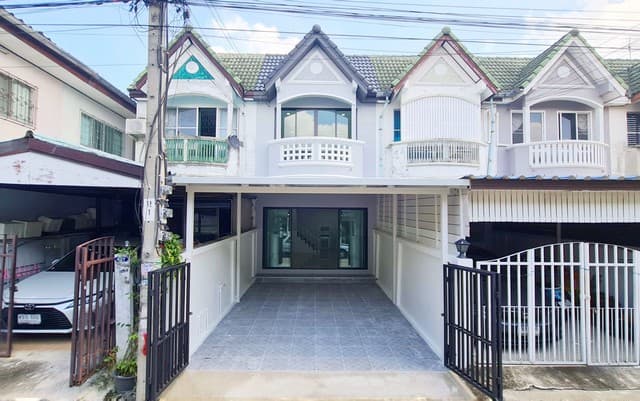 หมู่บ้านตะวันนา ทาวน์เฮ้าส์ใจกลางเมืองนนทบุรี บ้านขนาดกะทัดรัดในชุมชนน่าอยู่
