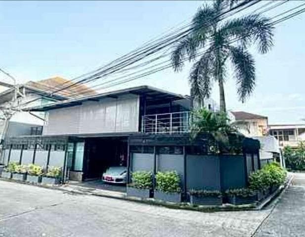 ขายบ้านเดี่ยว 2 ชั้น 57 ตร.ว. ซอยลาดพร้าว 83 ซอยบิ๊กซี ลาดพร้าว เขตวังทองหลาง