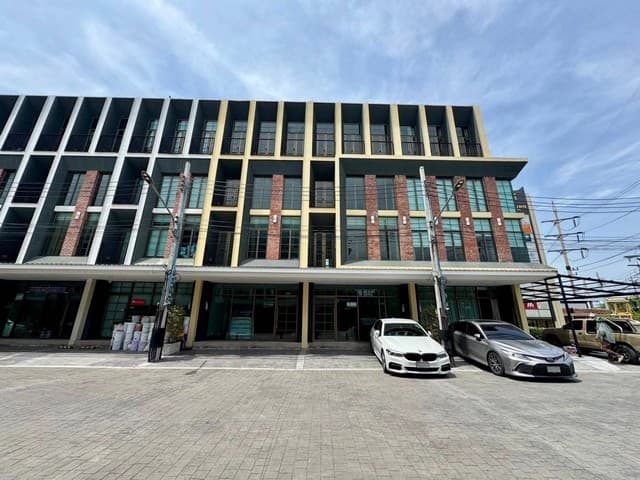 Home Office โครงการมือ1 ติดถนนใหญ่ ตำหรุ-บางพลี สมุทรปราการ โฮมออฟฟิศราคาดีที่สุด!! โฮมออฟฟิศ 4.5 ชั้น สไตล์โมเดิร์น