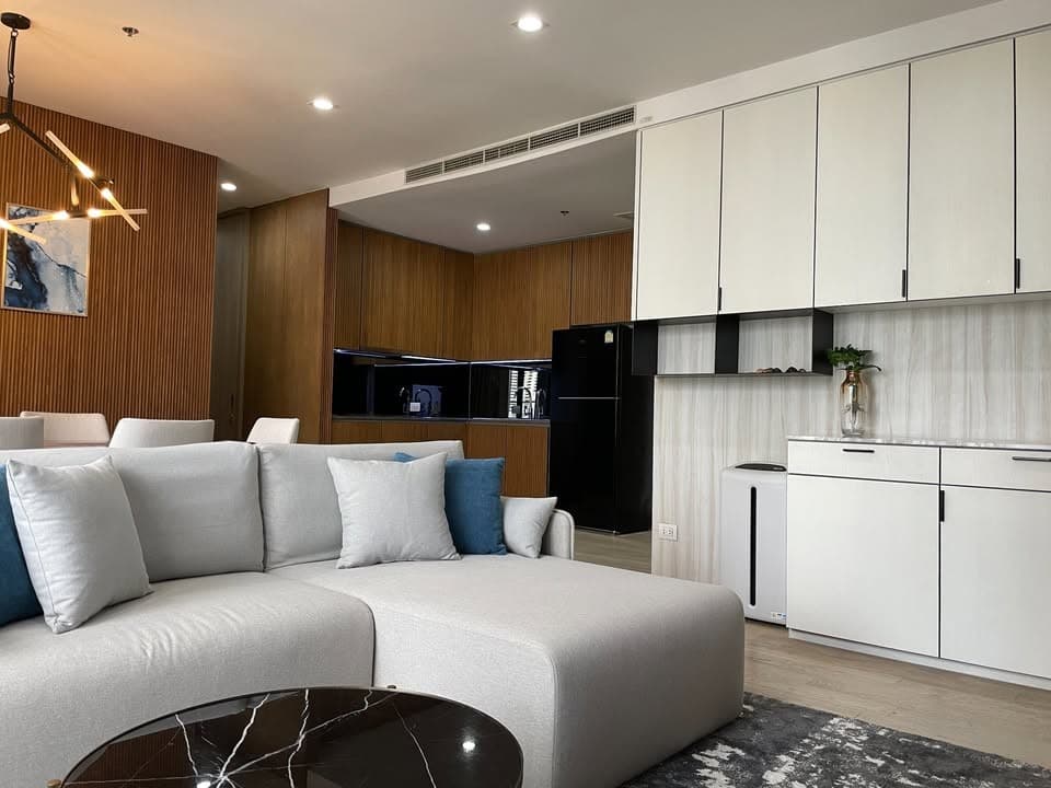 Noble Ploenchit Spacious private peaceful 19th floor Ploenchit BTS