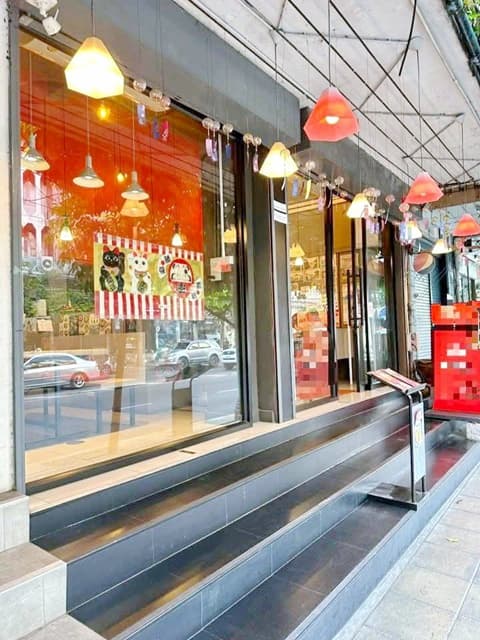 ร้านปิ้งย่าง ชาบู ตลาดอ่อนนุช71 200 ม. ฺBTSพระโขนง ให้เช่าอาคาร 1ชั้น 32ตร.วา. 122ตร.ม. สุขุมวิท71 เซนต์ แอนดรูว์ส 600 ม.