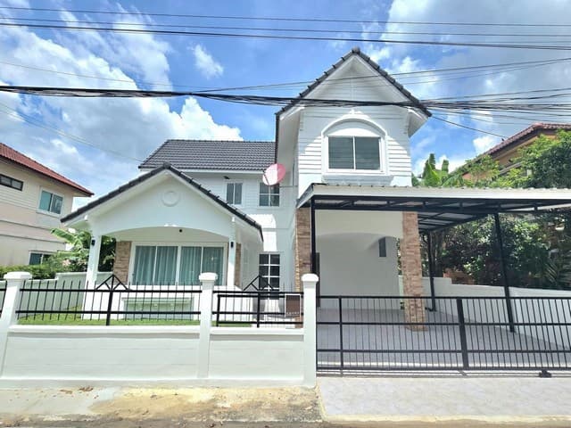 ขายถูกบ้านเดี่ยว 2 ชั้น หมู่บ้าน เค.ซี. การ์เด้นโฮม 14 ซอยนิมิตรใหม่40 ขนาด 50 ตรว. 4 นอน 2 น้ำ บ้านสวย พร้อมเฟอร์นิเจอร์ บ้านรีโนเวทใหม่