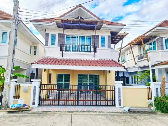 กรุงเทพ-นนท์3 ตลาดกรุงเทพ-นนท์ 2.1 กม.ให้เช่า ทาวน์เฮ้าส์ 2 ชั้น 38 ตร.วา. 298 ตร.ม. MRTแยกติวานนท์ 600 ม. เฟอร์ฯครบ 3 นอน