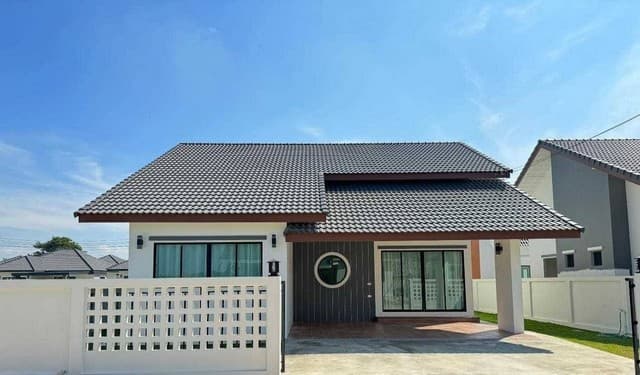 ขายบ้านสร้างใหม่ บ้านท่ารั้ว สันปูเลย อำเภอดอยสะเก็ด จังหวัดเชียงใหม่ ใกล้เมืองเชียงใหม่ น้ำไม่ท่วม 100%