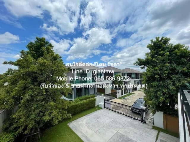 บ้าน ายบ้านเดี่ยวหรู (หลังมุม) เศรษฐสิริ พัฒนาการ (Setthasiri Pattanakarn) 88 ตร.ว., 4 น 3 น้ำ 4 จอดรถ, ราคา 23 ล้านบาท BIG SALE!! เป็นบ้านเดี่ยว 2 ชั้น พร้อมอยู่ หลังมุม ที่มีการตกแต่งภายในเพิ่มเติมได้แบบเรียบหรู และมีทำเลสวยสามารถมองเห็นวิวเมือง พ