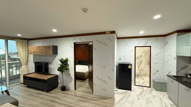 ขายคอนโด Elite Residence ศรีนครินทร์ 5 ใกล้ซีคอน พาราไดซ์ รีโนเวทใหม่ พร้อมอยู่