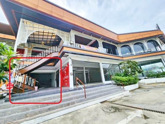 ประชาอุทิศ90 โชว์รูม ใจกลางชุมชนใหญ่ บิ๊กซี ในย่านทุ่งครุ หมู่บ้าน10,000 หลัง 50-100ตรม. 18,999 B-M ม.เทคโนโลยีพระจอมเกล้าธนบุรี