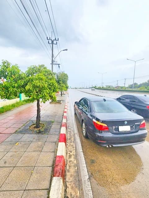 ขายที่ดินถมแล้ว 50เมตร ถึง ถ.กรุงเทพกรีฑา ศรีนครินทร์ ถนนใหญ่ 1ไร่ สะพานสูง สนามกอล์ฟกรุงเทพกรีฑา 3.2กม. เนอวานา พอร์ช 1.4 กม.