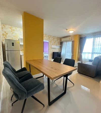 D Condo Sign - 2 ห้องนอน วิวสระว่ายน้ำ บรรยากาศดี เงียบสงบ ร่มตลอดทั้งวัน* ตกแต่งพร้อม หิ้วกระเป๋า เข้าอยู่ได้เลย