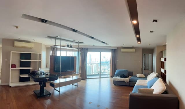 คอนโด belle grandrama9 ให้เช่า 6 ห้องนอน ชั้น 30 เนื้อที่295.3 ตร. ม(3ห้อง master bedroom)