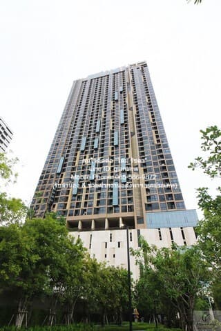 คอนโดมิเนียม คอนโด โอกะ เฮ้าส์ สุขุมวิท 36 OKA HAUS Sukhumvit 36 ขนาด 30 ตรม 18000 บาท ราคาถูกกว่าตลาด เป็นคอนโดหรูที่มีห้องขนาดใหญ่พร้อมอยู่ที่ตกแต่งได้แบบเรียบหรู ตั้งอยู่ในทำเลที่ตั้งอยู่ท่ามกลางสิ่งอำนวยความสะดวกในทุกมิติ