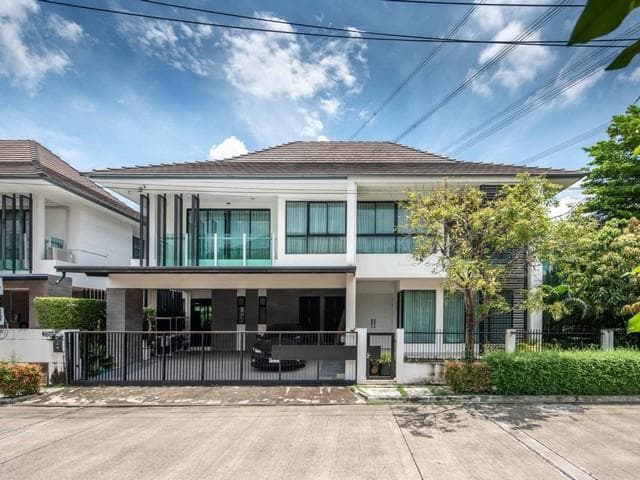 ขาย-ให้เช่าบ้านเดี่ยว2ชั้น119 ตร.ม.หมู่บ้านบลูลากูน2บางนา-วงแหวนพร้อมสระส่วนตัว ใกล้เมกาบางนา
