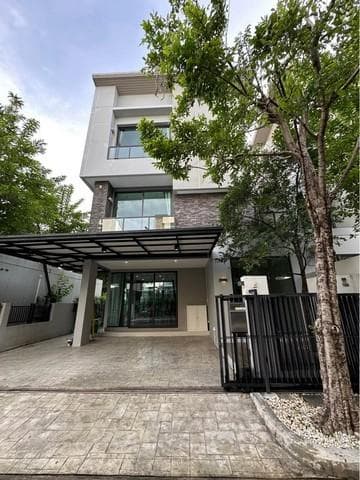 BH3790 ให้เช่าบ้านแฝด 3 ชั้น หลังมุม โครงการบ้านกลางเมือง Classe เอกมัย–รามอินทรา ย่านสุคนธสวัสดิ์ ลาดพร้าว