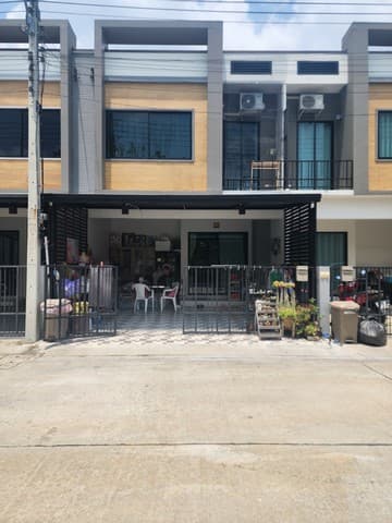 townhome S GATE 0 RAI 0 Ngan 20 sq.wa 3BR2BR 3500000 บ. ไม่ไกลจาก โรบินสัน ศรีสมาน, เซ็นทรัล พลาซา แจ้งวัฒนะ, ไทวัสดุ ราชพฤกษ์, เดอะ คริสตัล พีทีที, รร.สารสาสน์วิเทศราชพฤกษ์, รร.สาธิตปทุม และรพ.ปากเกร็ด 2- สโมสร ทำเลดีเยี่ยม