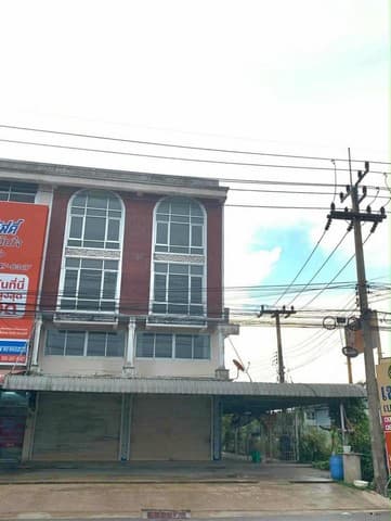 ตึกคู่ริมคลองบางยาง พุทธมณฑลสาย 6 จุดศูนย์กลางธุรกิจย่านศาลายา–ไร่ขิง 35 วา 4 ชั้น จอดรถ 4 คัน