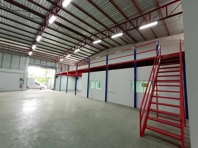 BR 1473 ให้เช่าโกดังพร้อมออฟฟิศ ถนนเชื่อมคลองมอญ ย่านลาดกระบัง ใกล้เลียบมอเตอร์ ใกล้สนามบินสุวรรณภูมิ