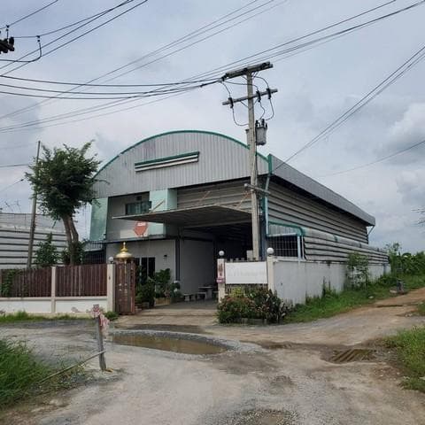 ให้เช่าโกดัง 492 ตร.ม. มีออฟฟิต 2 ชั้น แยกนพวงศ์ อ.ลาดหลุมแก้ว จ.ปทุมธานี