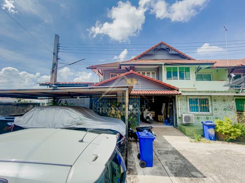 ทาวน์เฮ้าส์ 2 ชั้น หมู่บ้าน พฤกษา 3 บางบัวทอง (หลังริม)