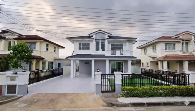มัณฑนา ราชพฤกษ์ บ้านมือสองตกแต่งใหม่ แบรนด์ LH SALEแรงแห่งปี