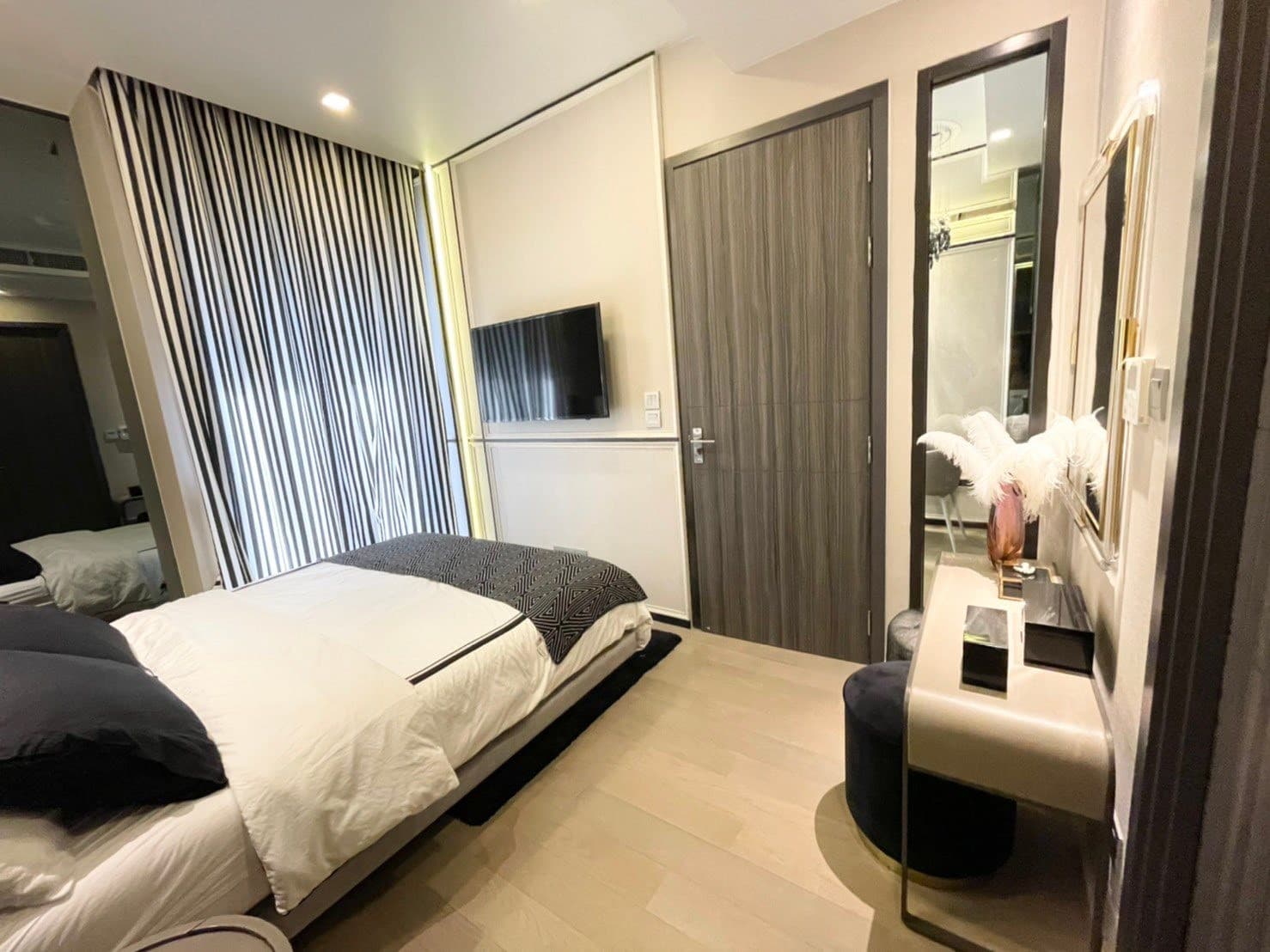 Ashton Asoke beautiful view peaceful clean 17th floor BTS Asoke